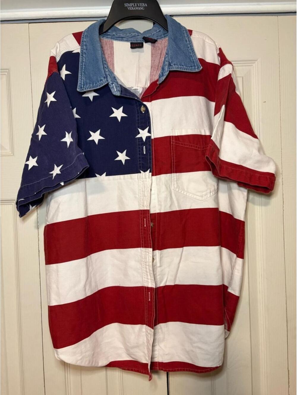 Vintage Quizz Woman & Co Americana Flag Button Down USA Patriotic 4th of July